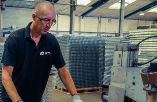 Man making wire mesh product